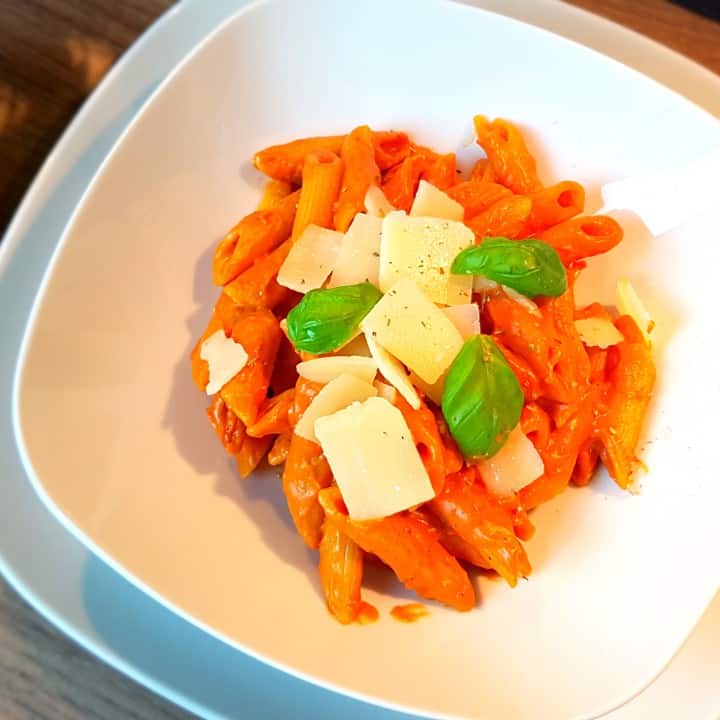 One Pot Pasta | Nudeln in cremiger Tomatensoße