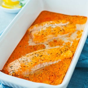 Lachs im Backofen in Sahne-Soße - einfaches Gratin Rezept