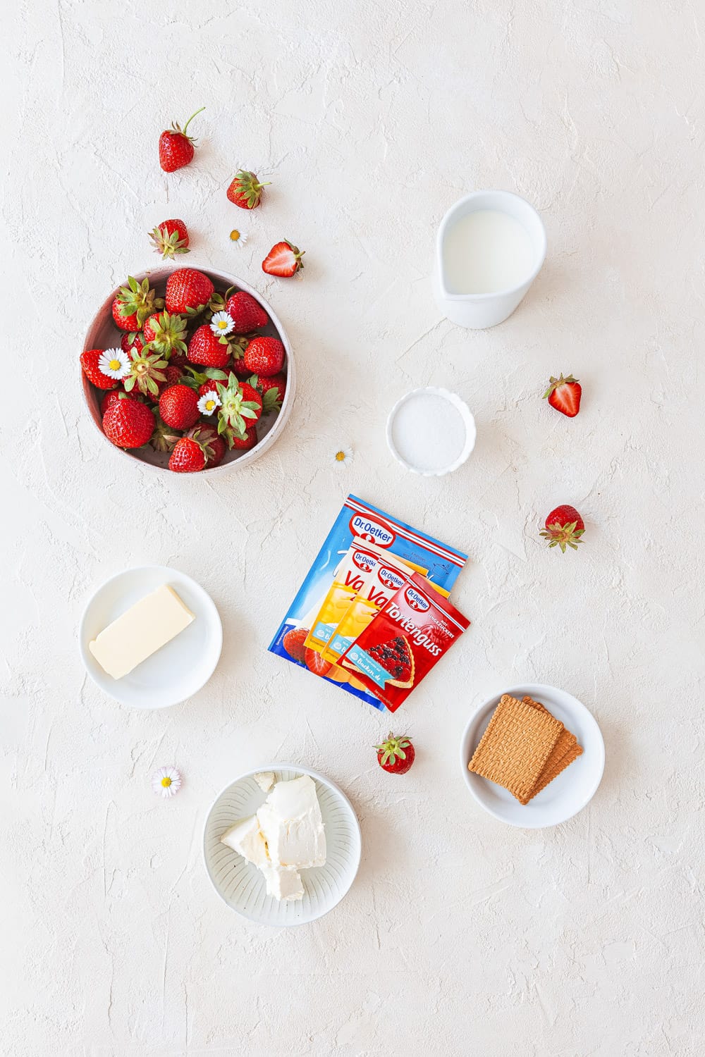 erdbeerkuchen-mit-vanillepudding-ohne-backen-3 Zutaten für Erdbeerkuchen mit Vanillepudding ohne Backen - ganz einfach