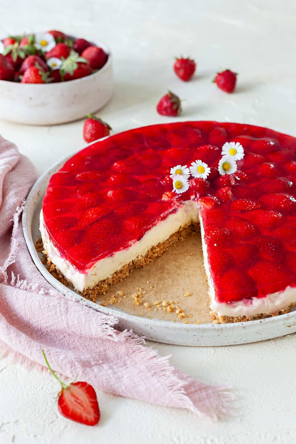 Erdbeerkuchen mit Vanillepudding ohne Backen - ganz einfach