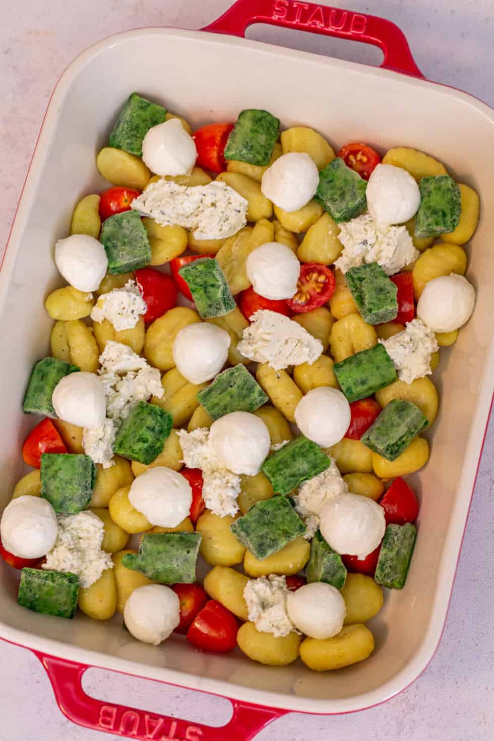 Gnocchi Auflauf mit Spinat, Tomate und Mozzarella