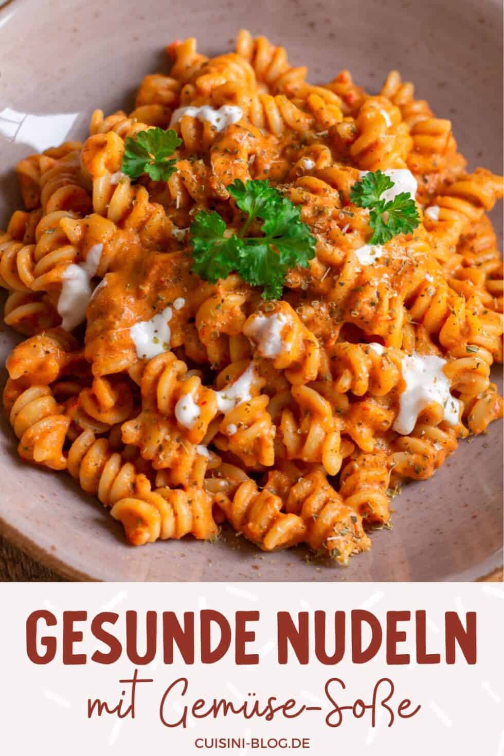 Gesunde Nudeln mit Gemüse Soße (einfaches Rezept)