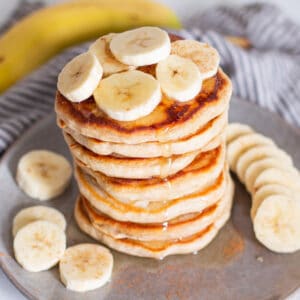 Fluffige Bananen Pancakes ohne Ei