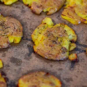 Smashed Potatoes - knusprige Quetschkartoffeln im Ofen