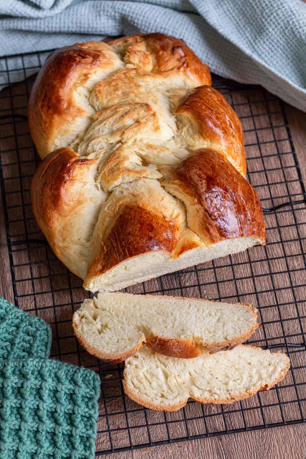 hefezopf-rezept-zu-ostern-backen-osterzopf-19 Schoko Muffins - super saftig mit Öl & Kakao (bestes Rezept)