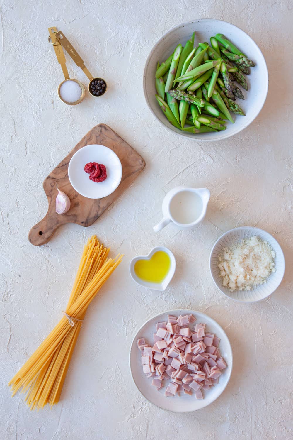 pasta-mit-grünem-spargel-und-schinken-6 Schoko Muffins - super saftig mit Öl & Kakao (bestes Rezept)