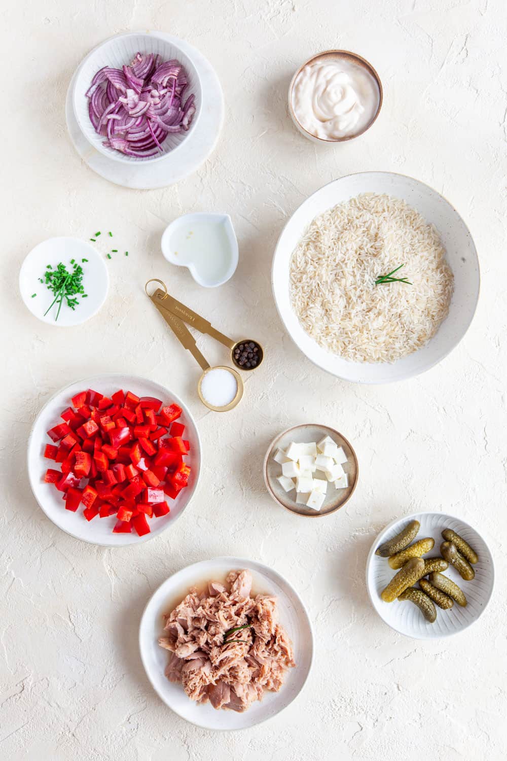 reissalat-mit-thunfisch-und-paprika-einfach-klassisch-rezept-20 Schoko Muffins - super saftig mit Öl & Kakao (bestes Rezept)