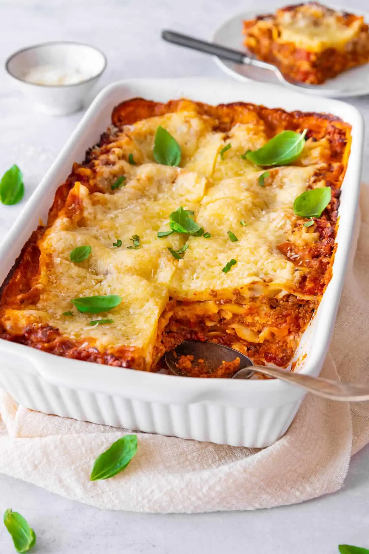 Einfache Lasagne mit Hackfleisch und Bechamelsauce