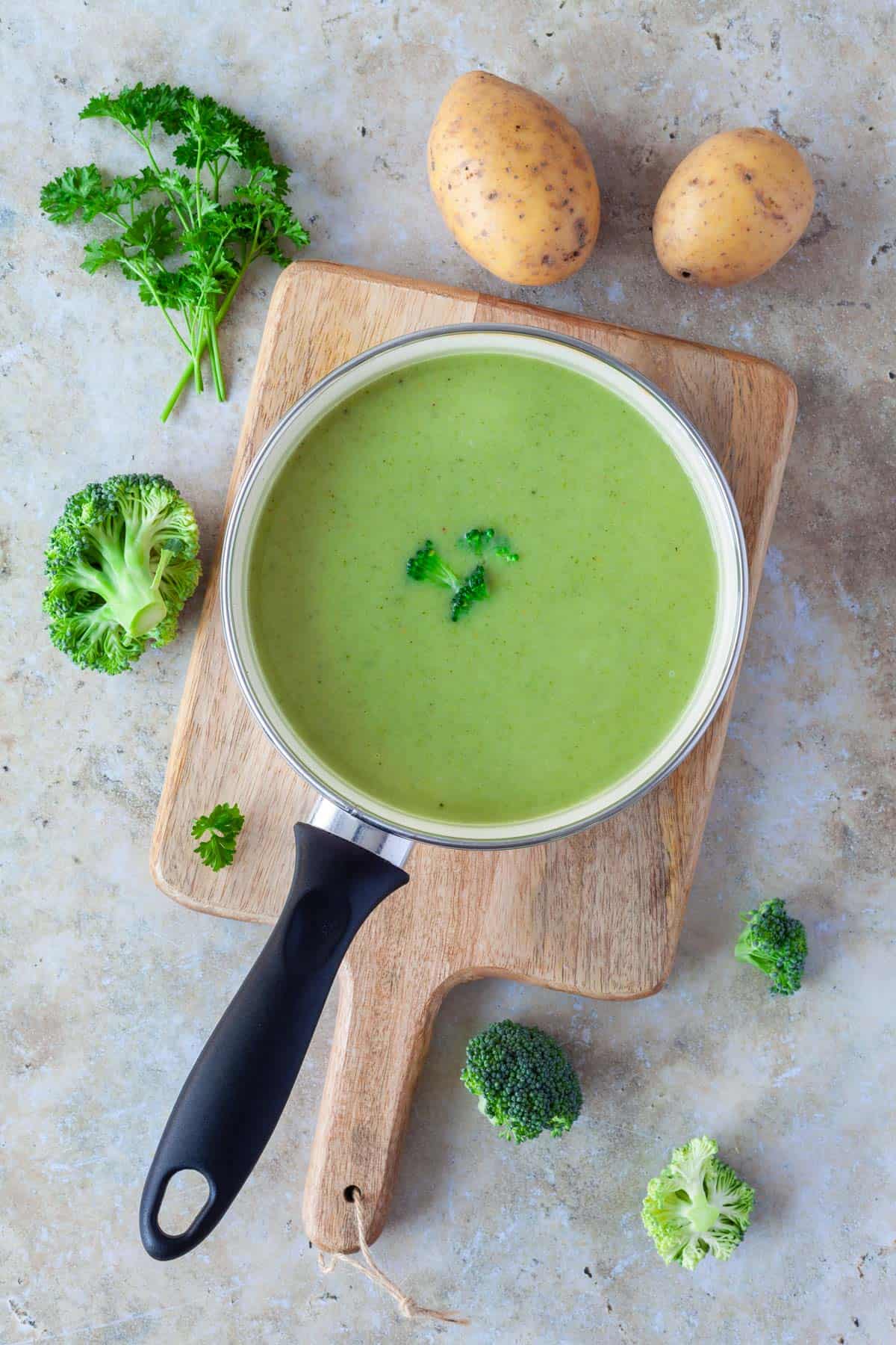 brokkoli-suppe-mit-kartoffeln-cremig-und-einfach-4 Maultaschenauflauf - einfach und schnell