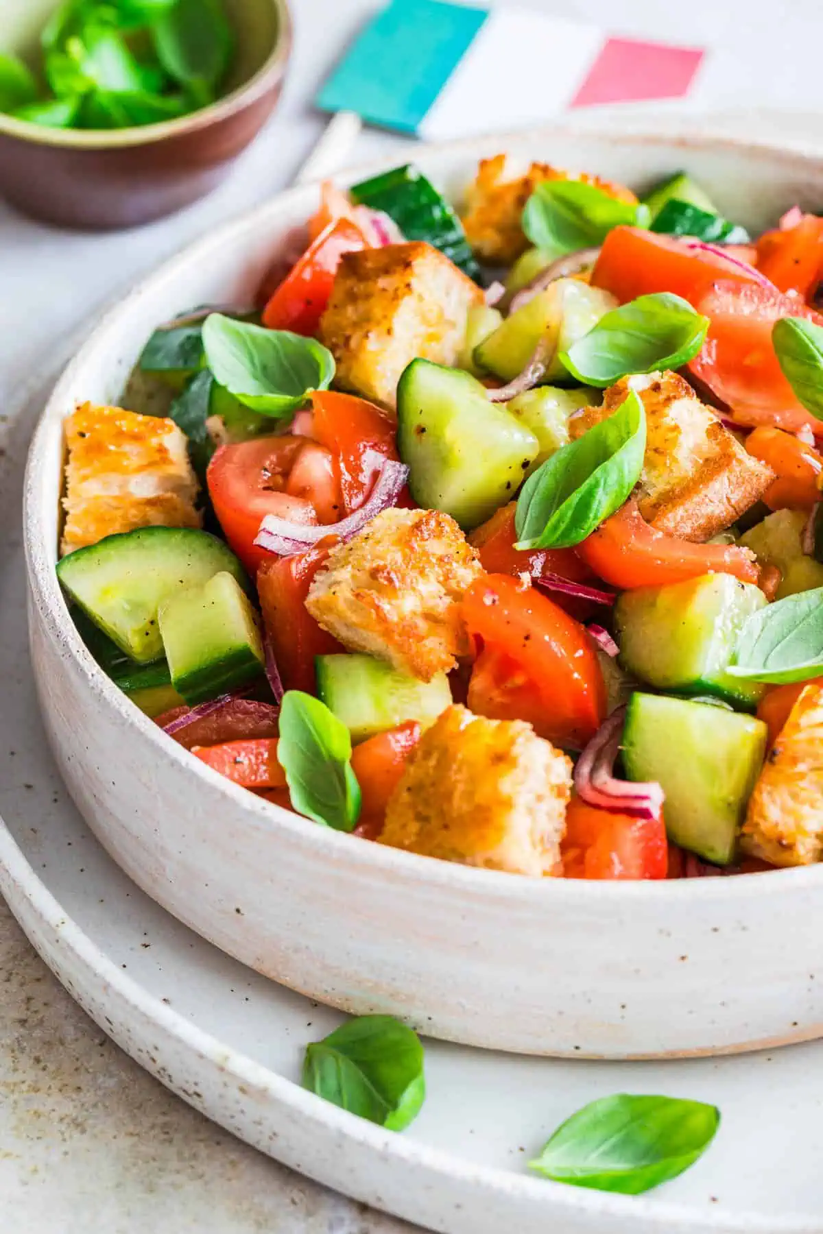 brotsalat-rezept-einfach-italienischer-salat-5 Brokkoli-Suppe mit Kartoffeln - cremig und einfach