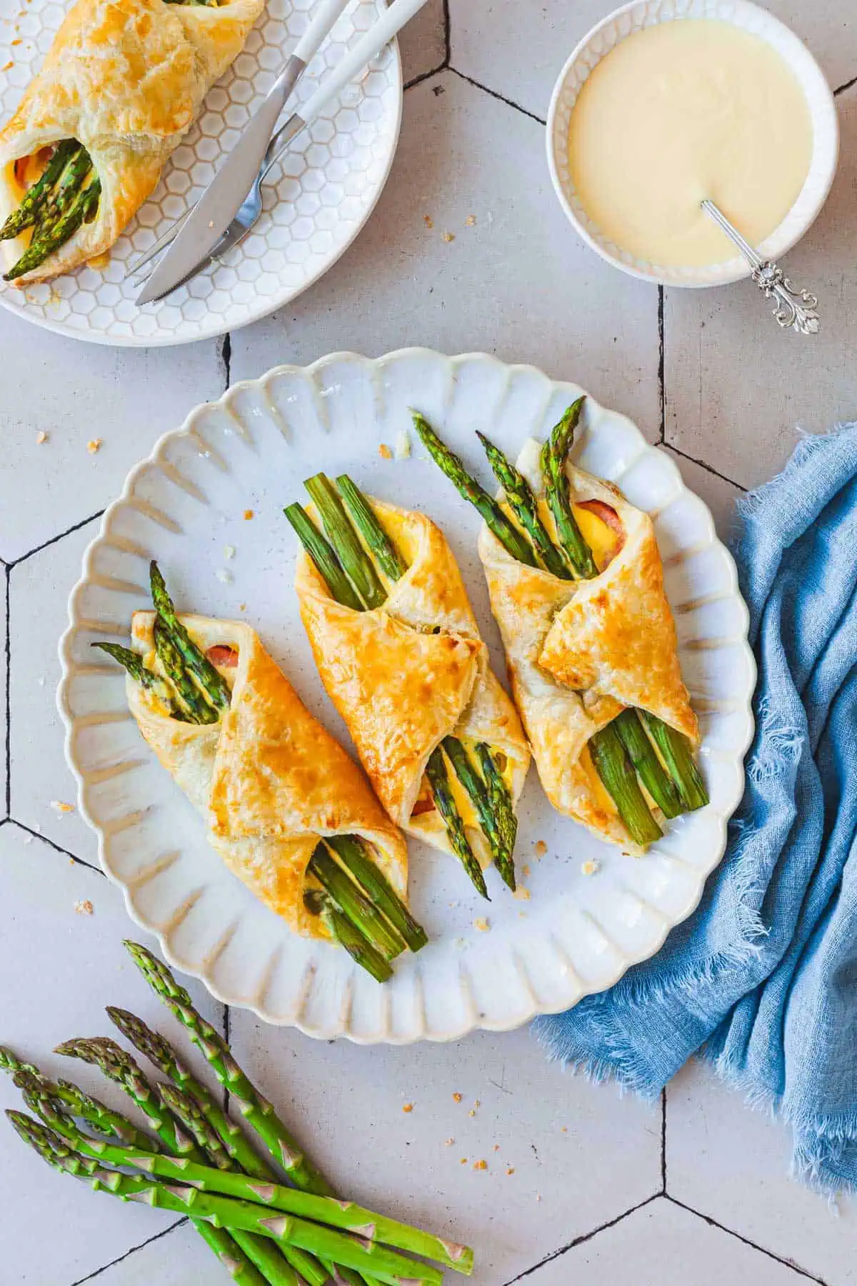 spargel-mit-schinken-im-blätterteig Spargel mit Schinken im Blätterteig